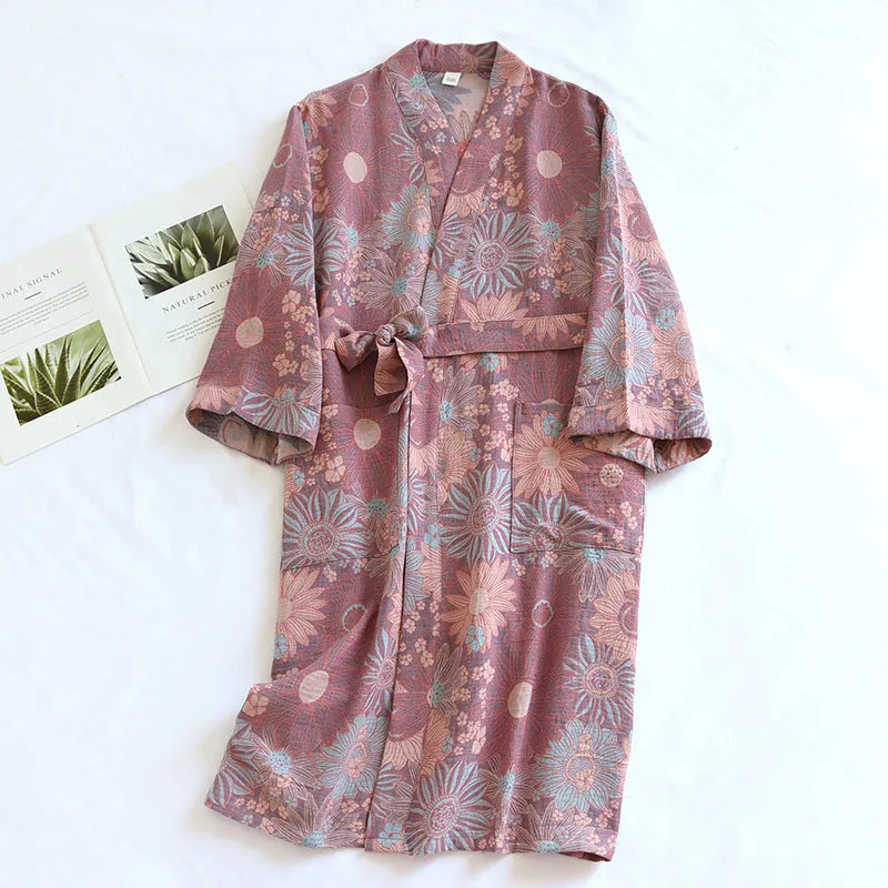 A double jacquard pajama robe for women, made of soft cotton and adorned with lace, designed for relaxed comfort
