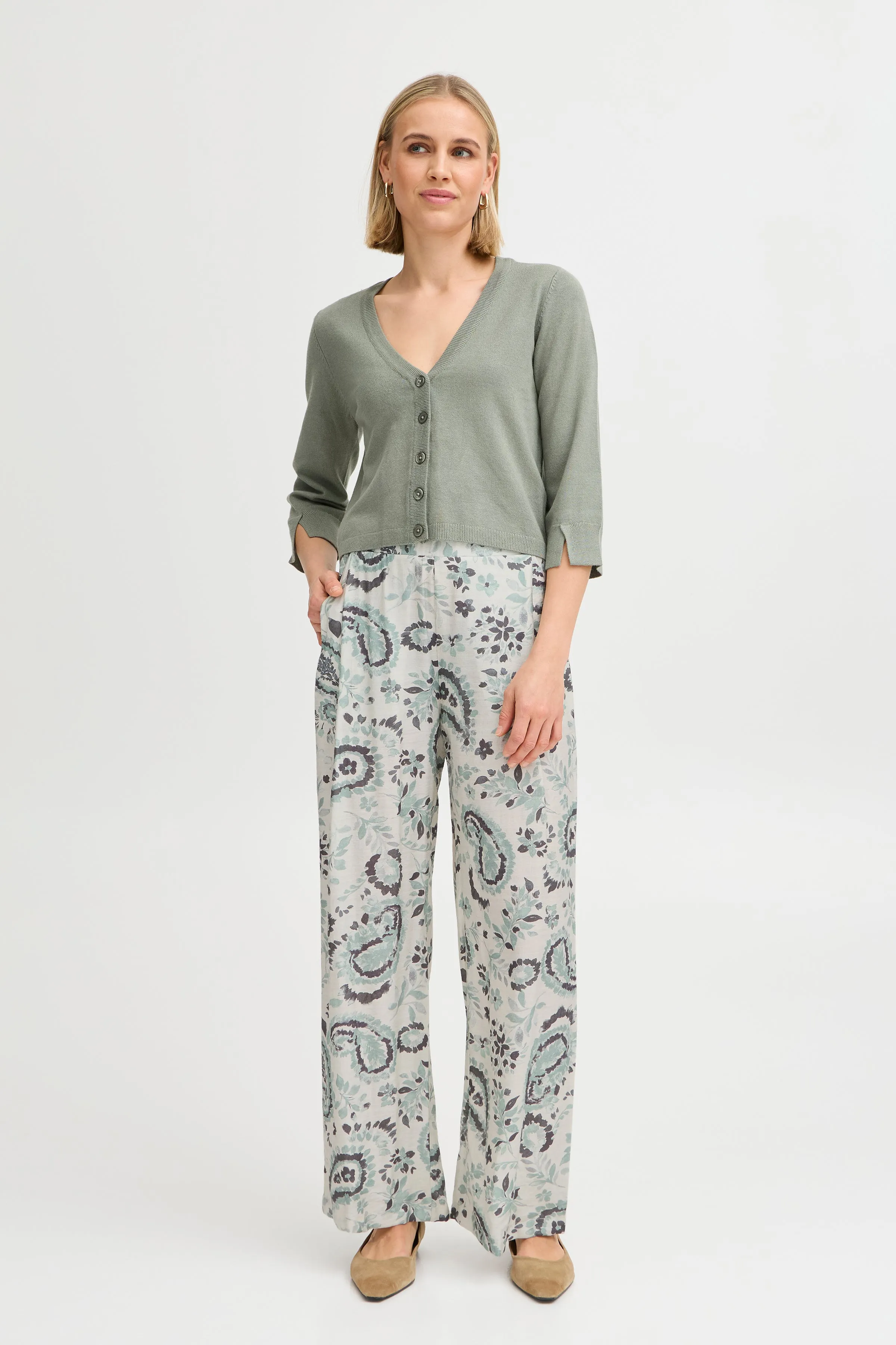 Ariana Trousers All Over Print | Frosty Green