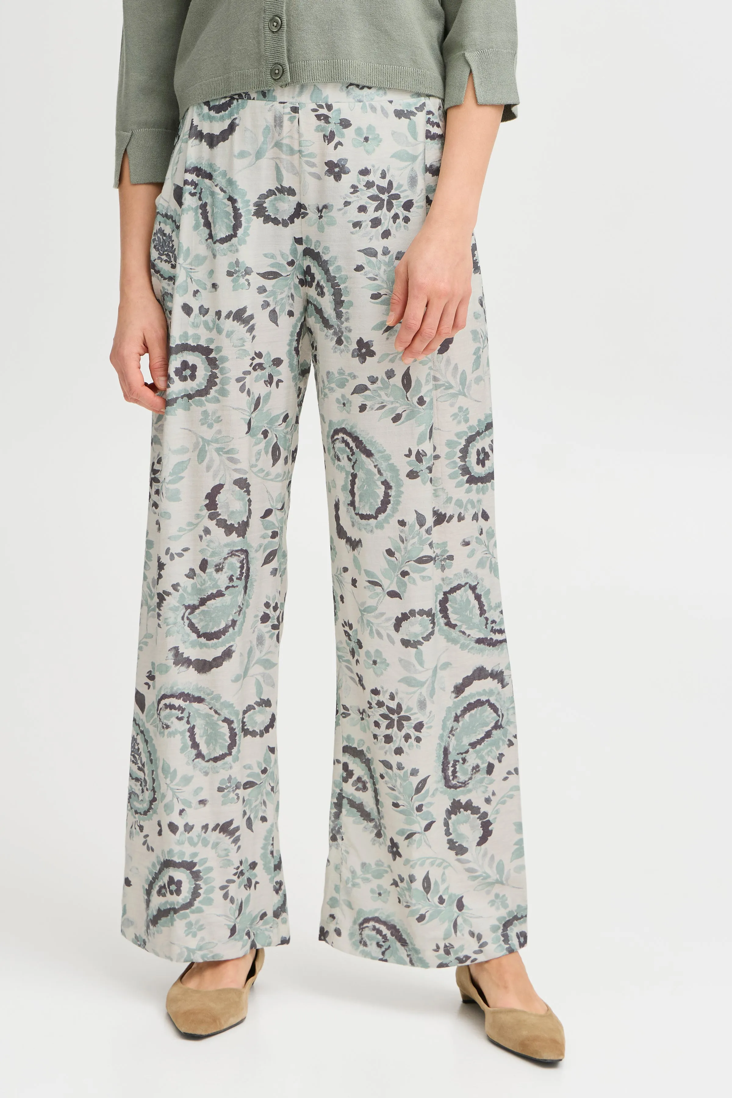 Ariana Trousers All Over Print | Frosty Green
