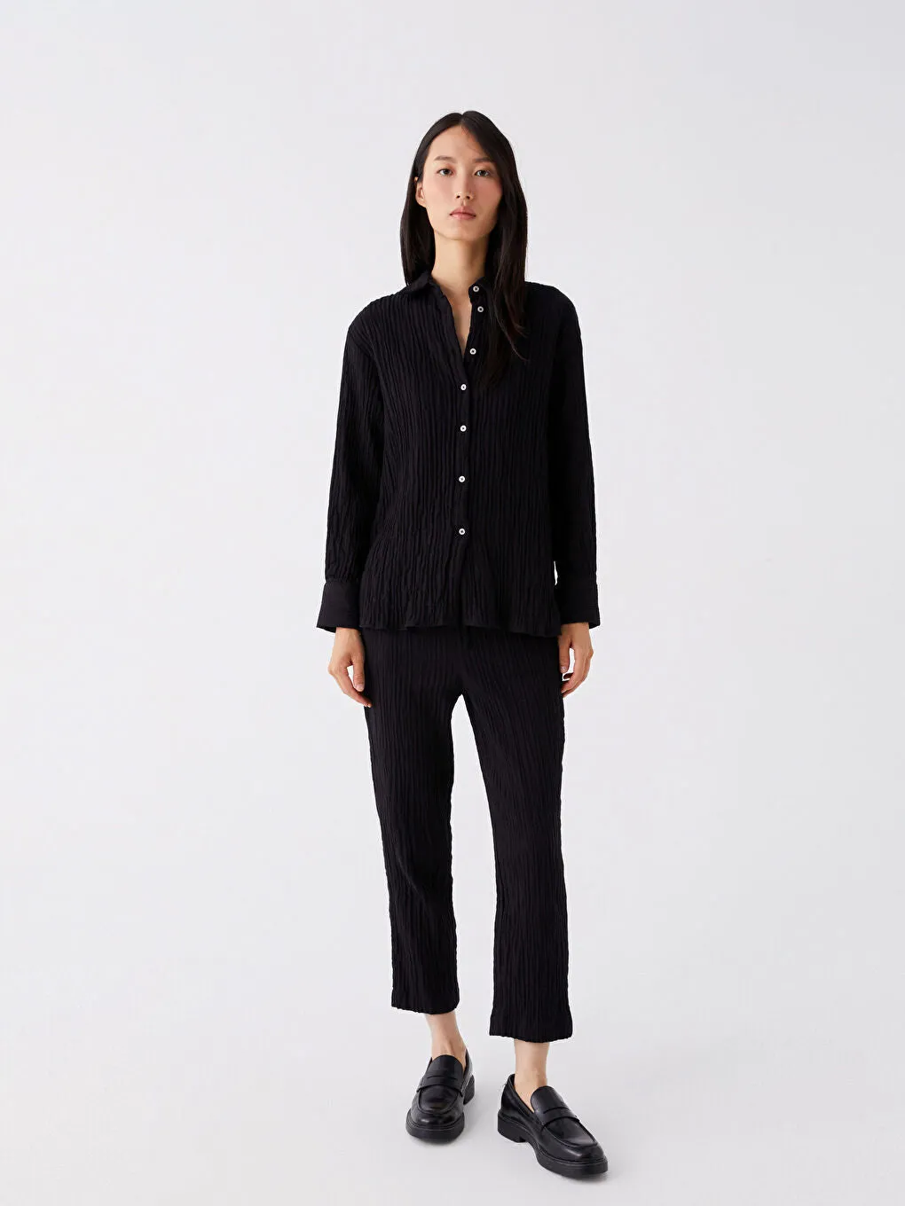Carrot Cut Women Trousers With Elastic Waist