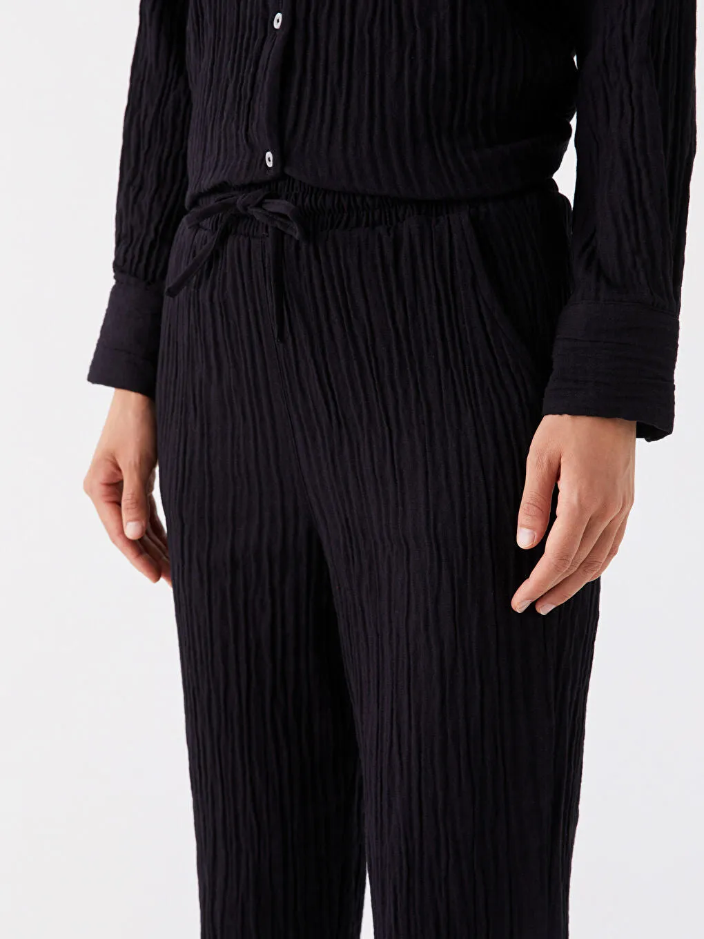 Carrot Cut Women Trousers With Elastic Waist