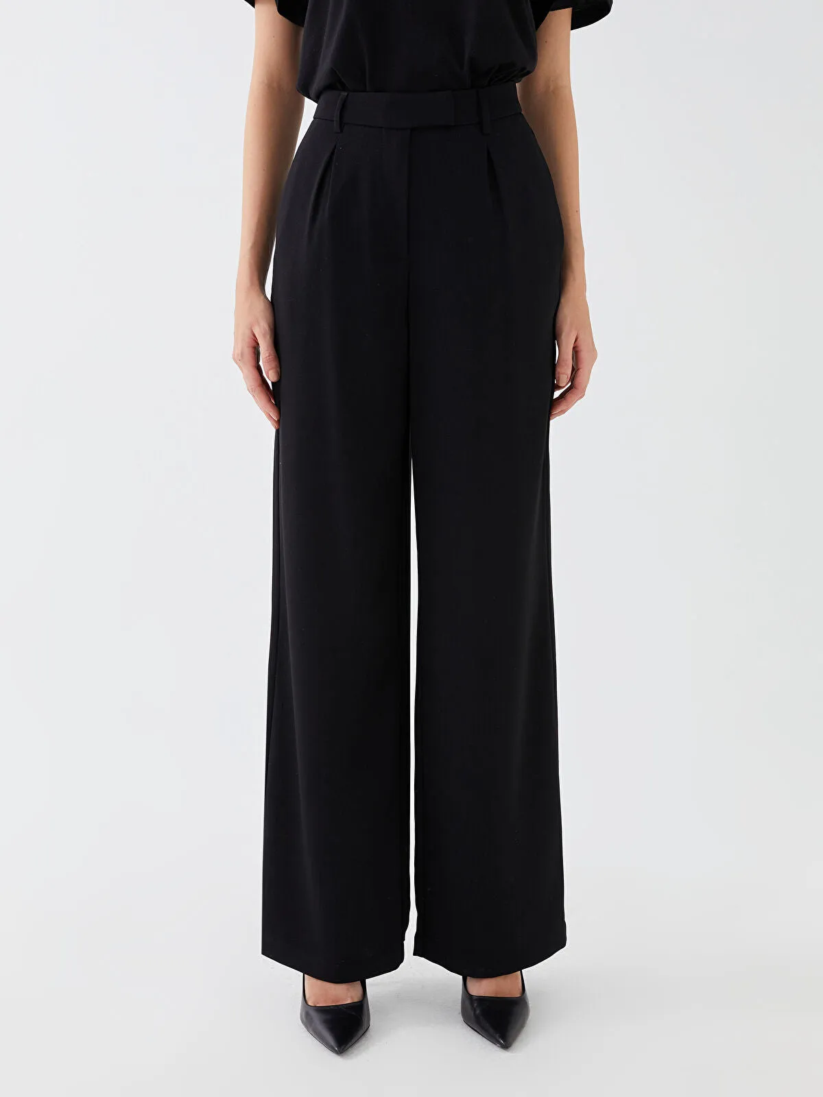 Comfortable Fit Straight Crepe Women Trousers