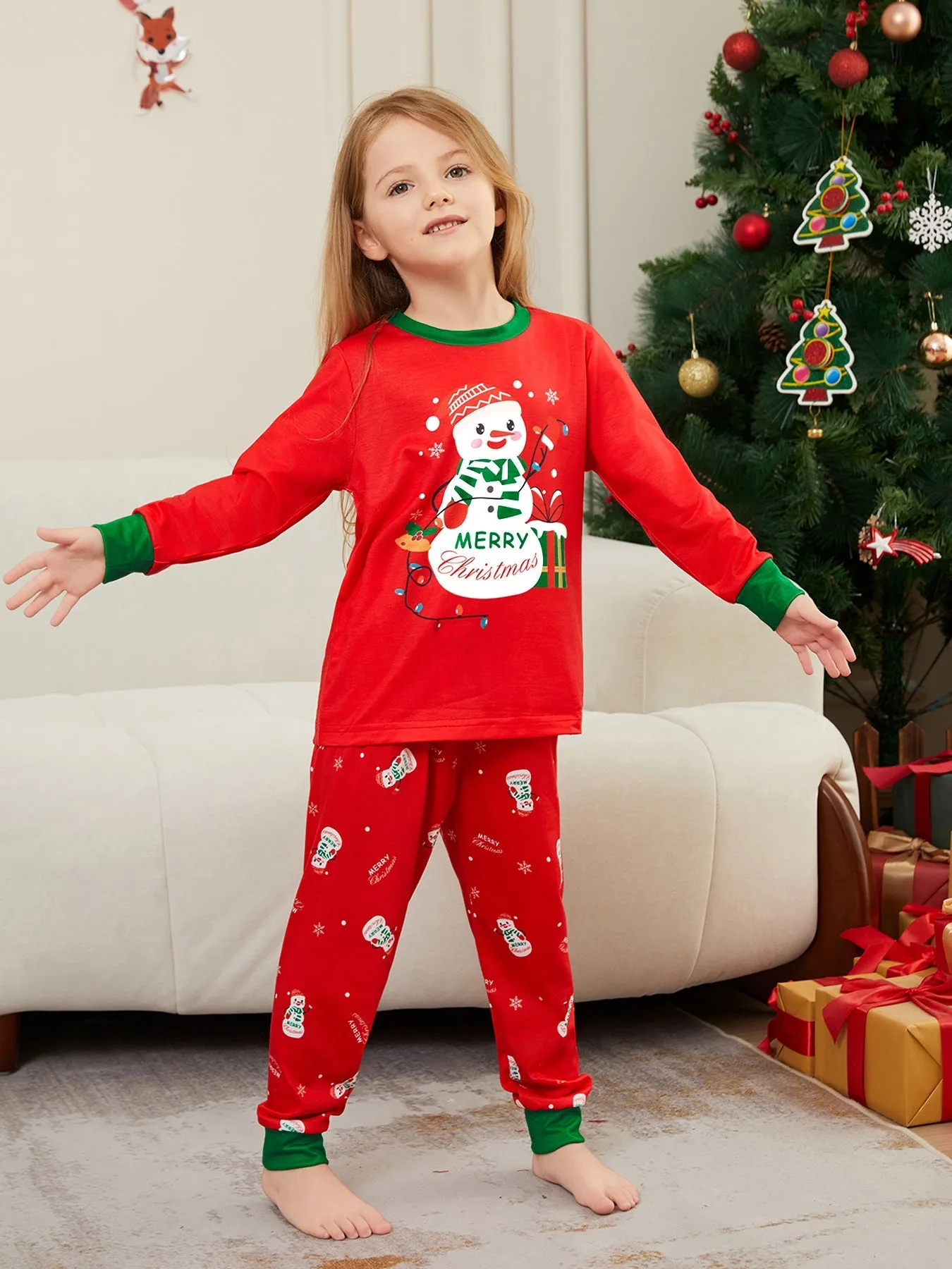 Cozy Snowman Christmas Parent-Child Set for Festive Family Fun
