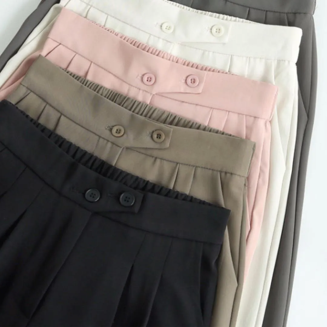 Elena– Elegant Women’s Loose-Fit Trousers