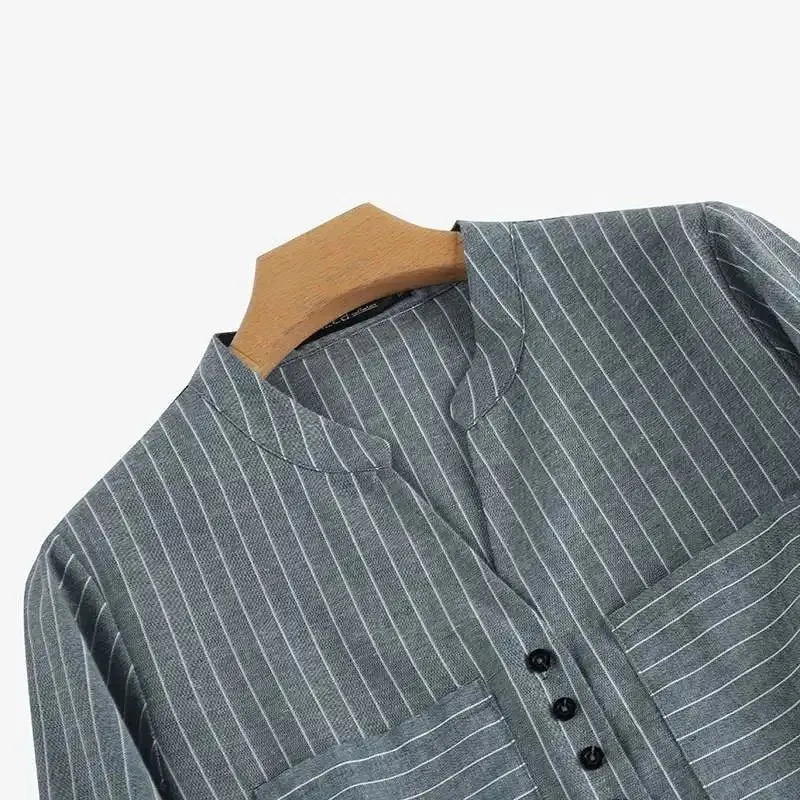 Fashion Stripe Printed 3/4 Sleeve V-Neck Blouse for Women