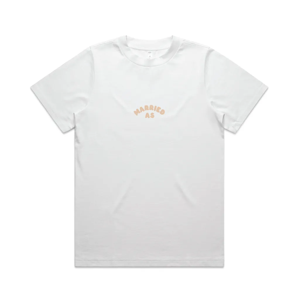 Here Comes The Party Tee | Beige on White