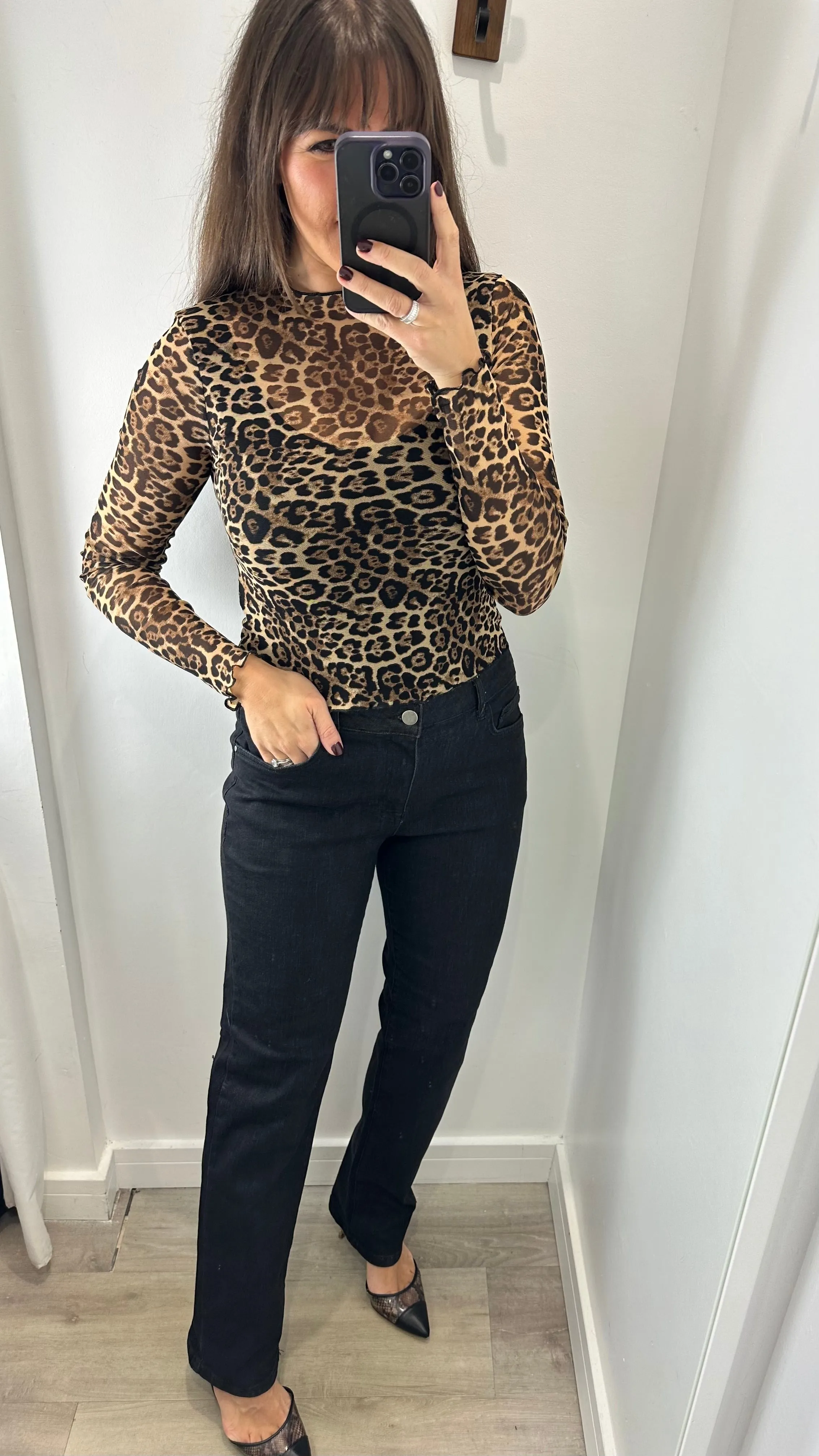 LEOPARD PRINT MESH TOP