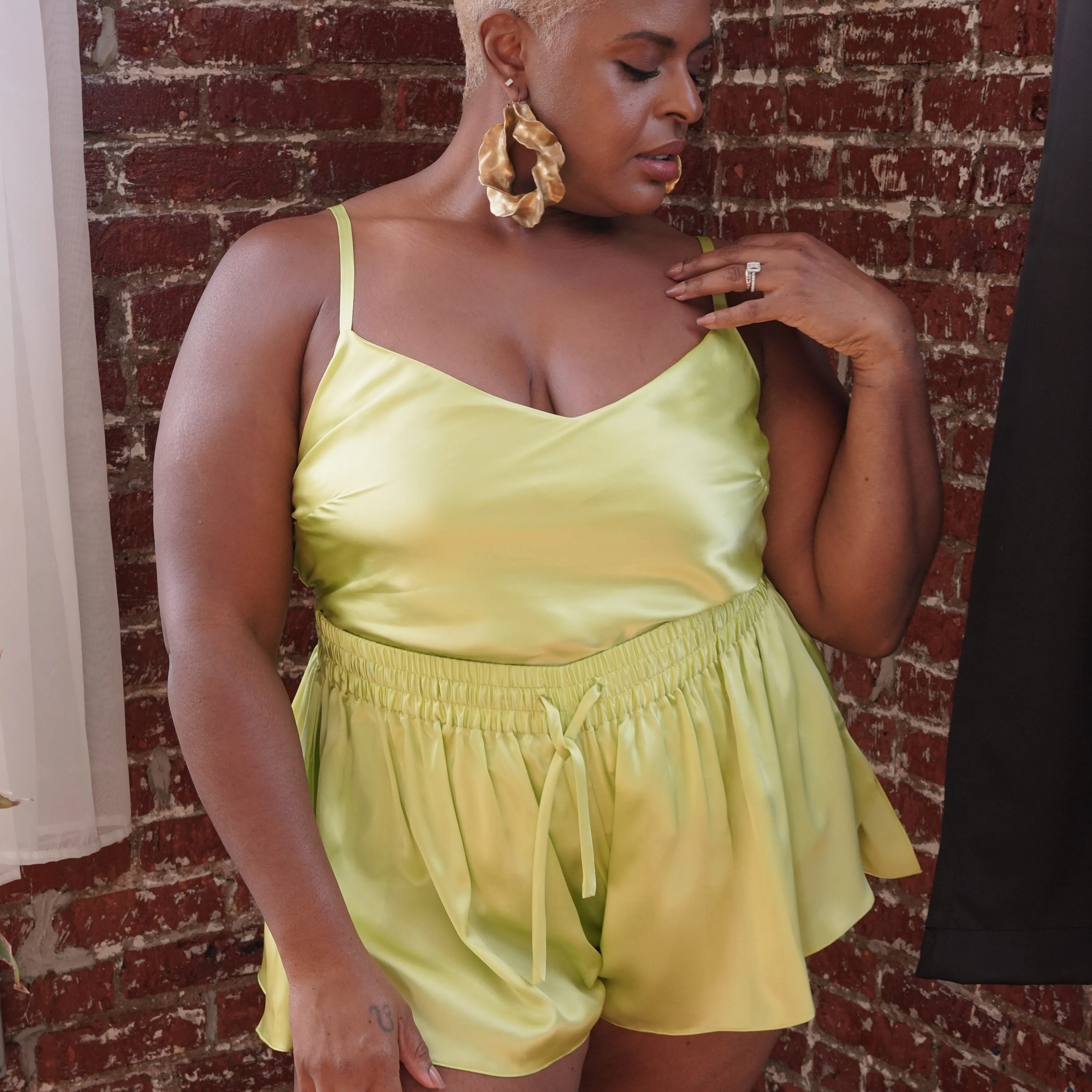 LOLA SILK SHORT IN CITRON