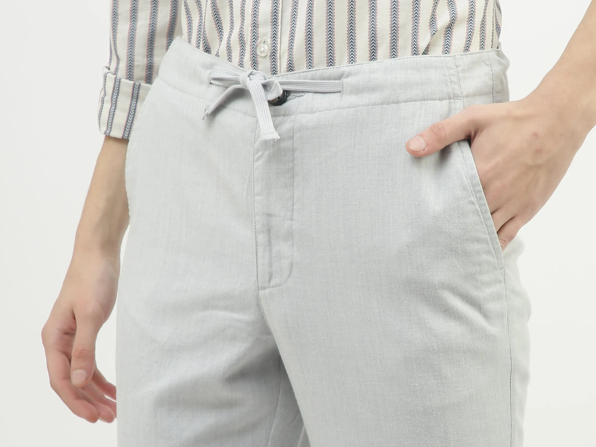 Men Solid Relaxed Fit Trousers
