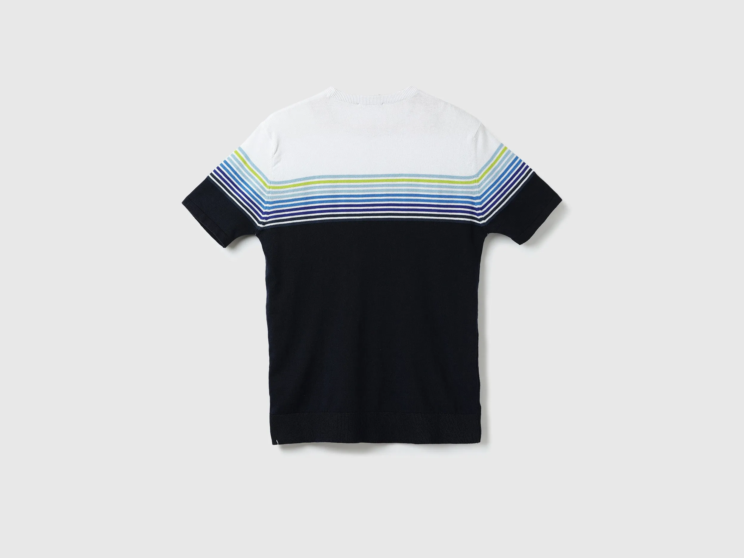 Men Striped Round Neck T-shirt