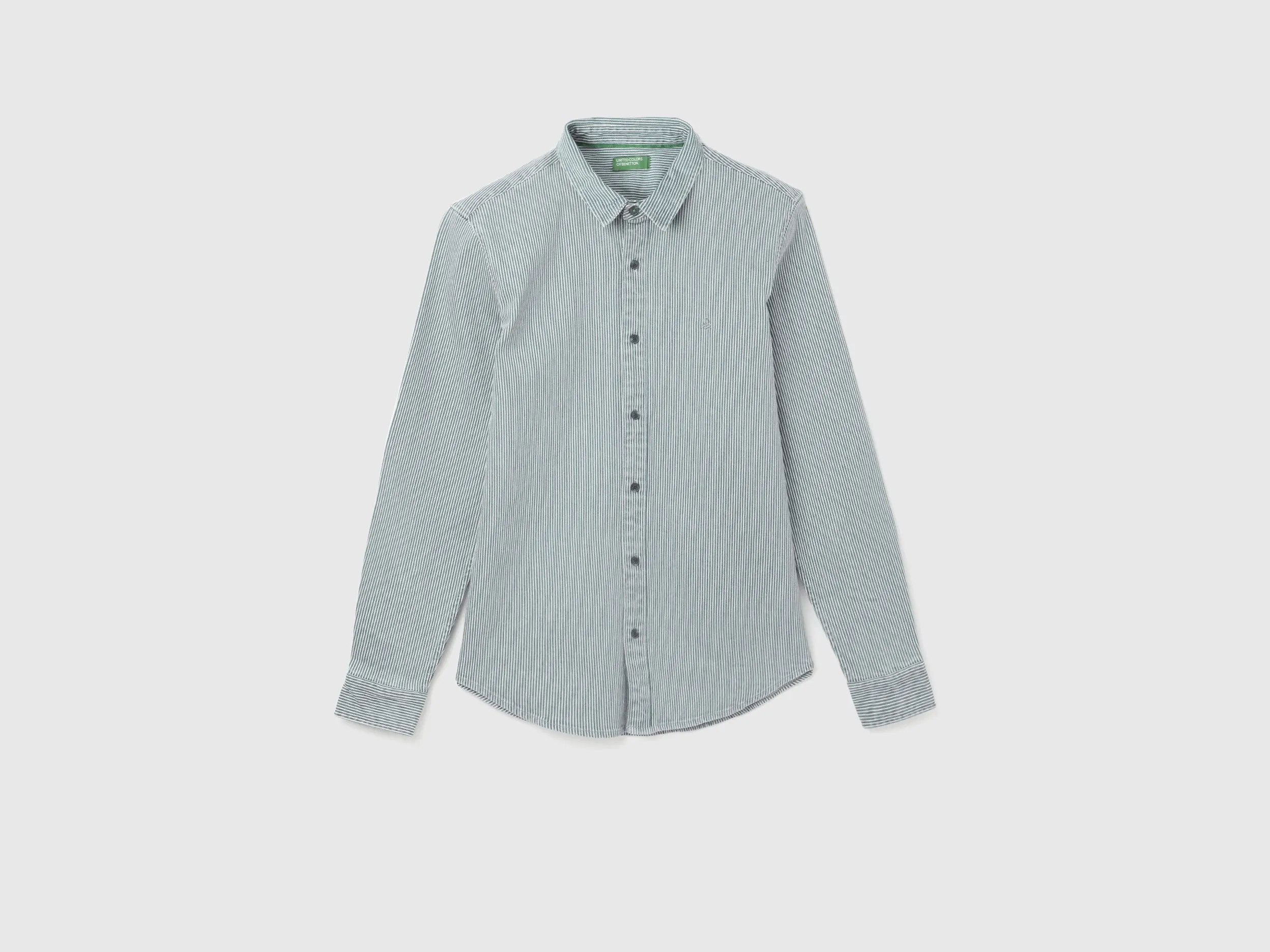 Men's Slim Fit Spread Collar Striped Shirts