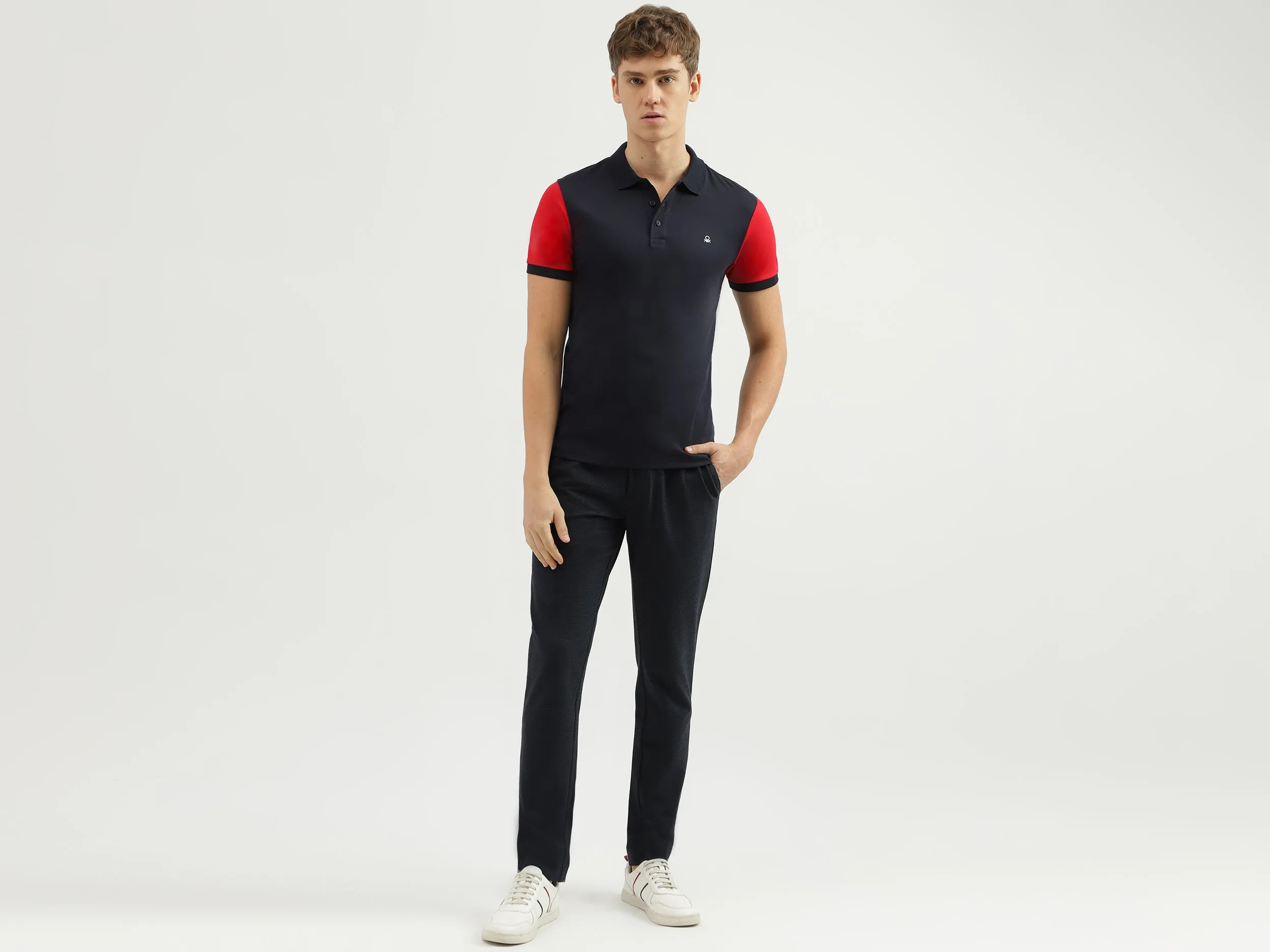 Men's Solid Relaxed Fit Trousers