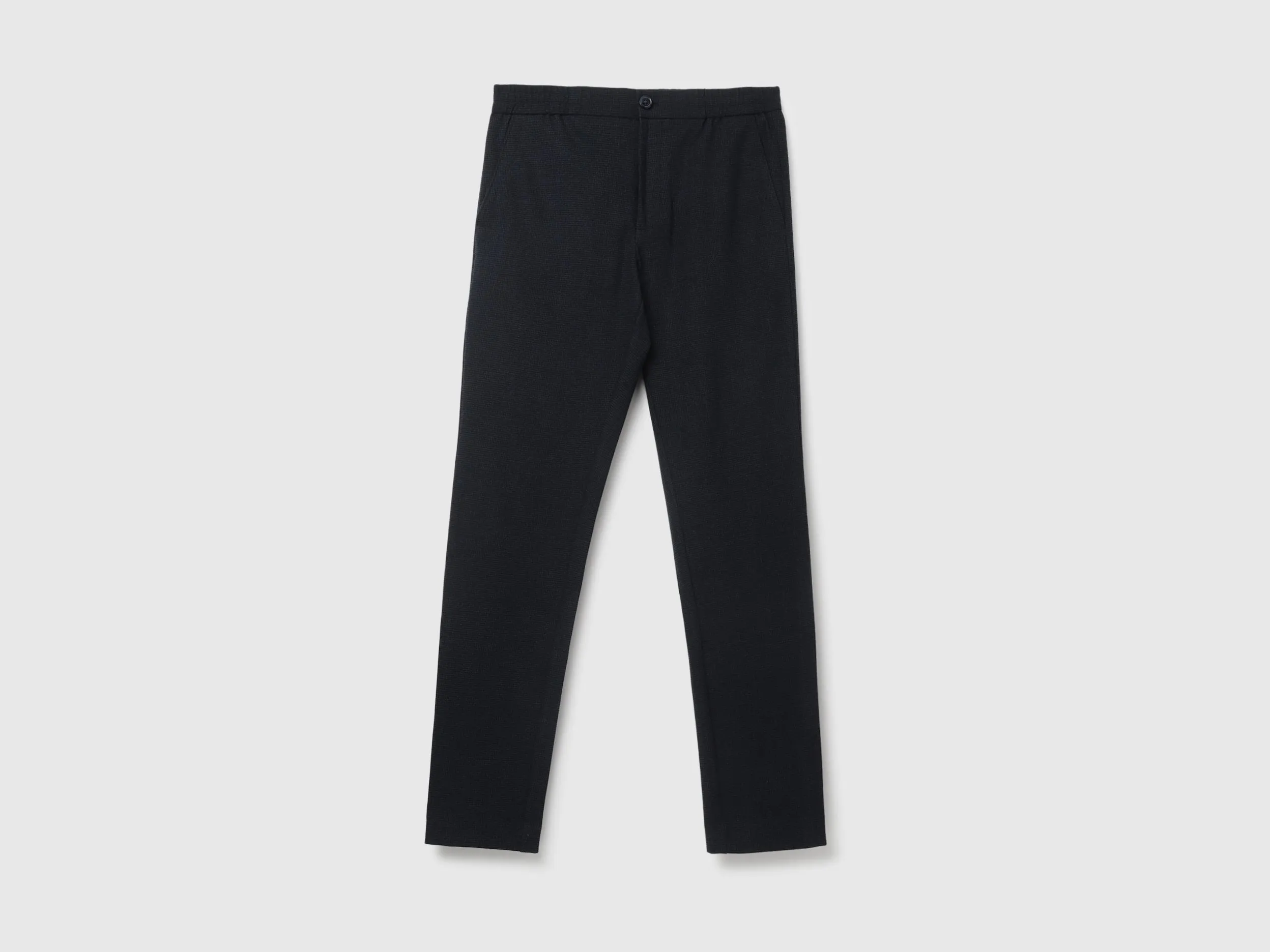 Men's Solid Relaxed Fit Trousers