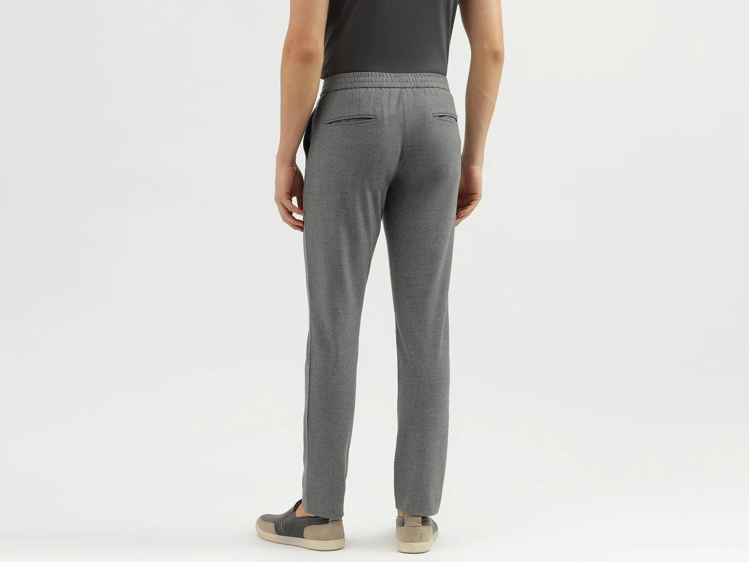 Men's Solid Relaxed Fit Trousers