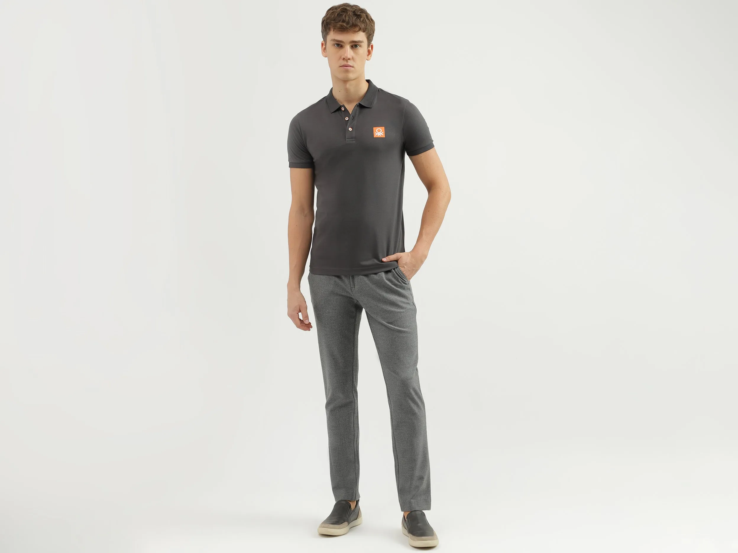 Men's Solid Relaxed Fit Trousers