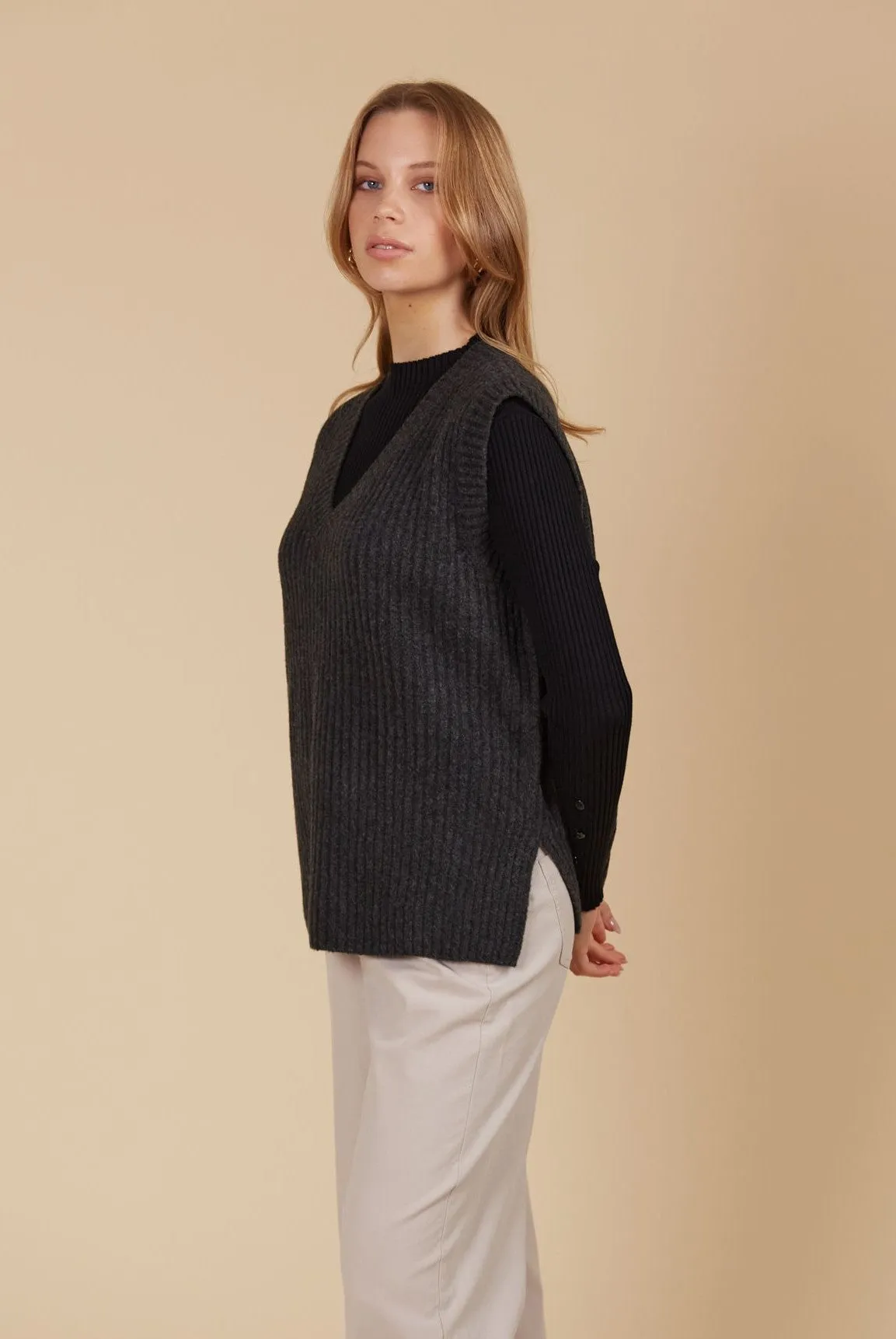 Miru Knit Vest - Ash