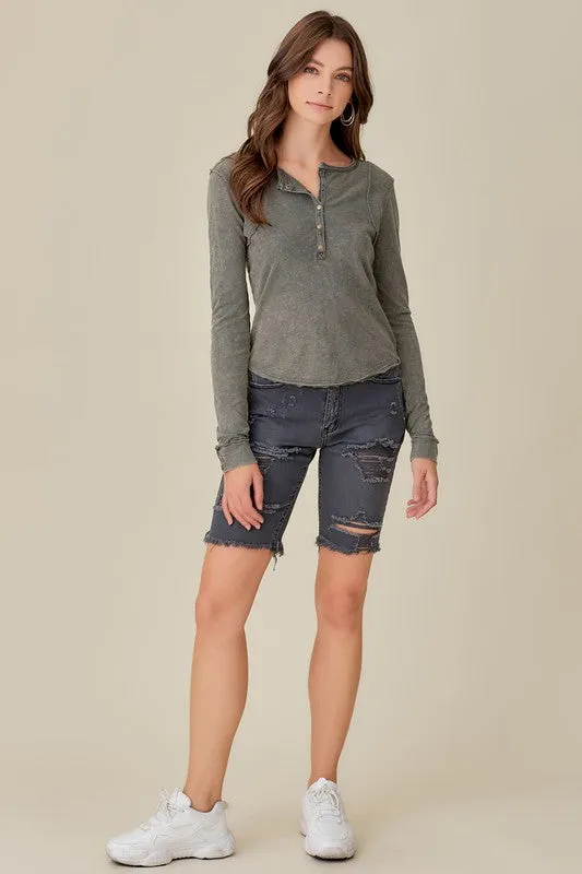 RAW EDGE DETAIL TOP