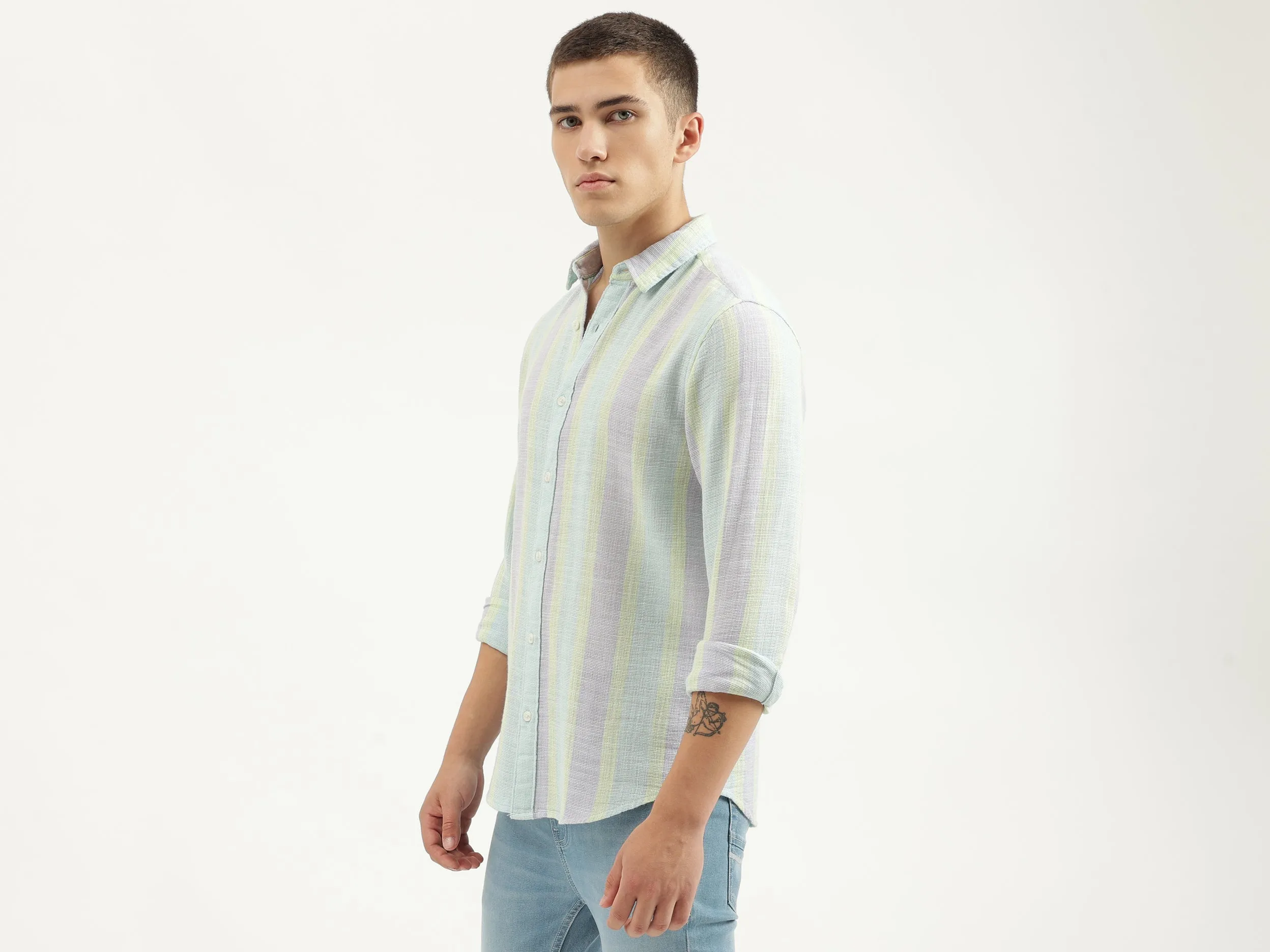 Regular Fit Spread Collar Striped Shirts