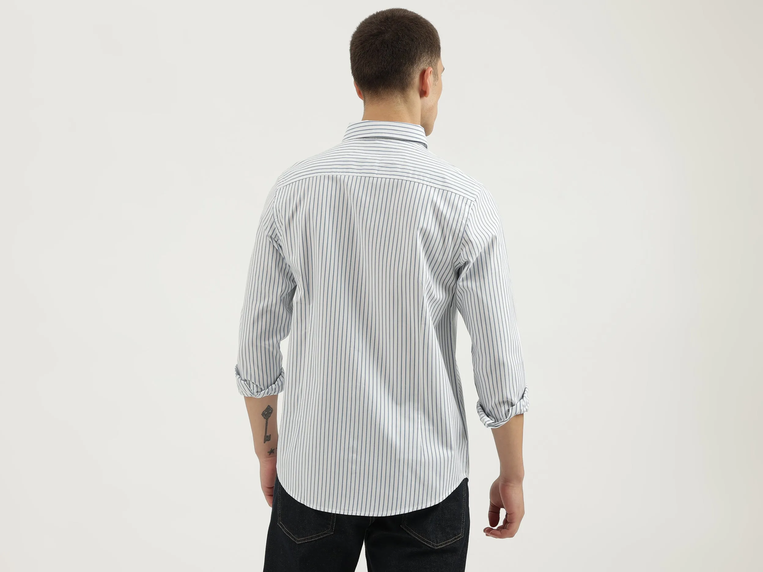 Regular Fit Spread Collar Striped Shirts