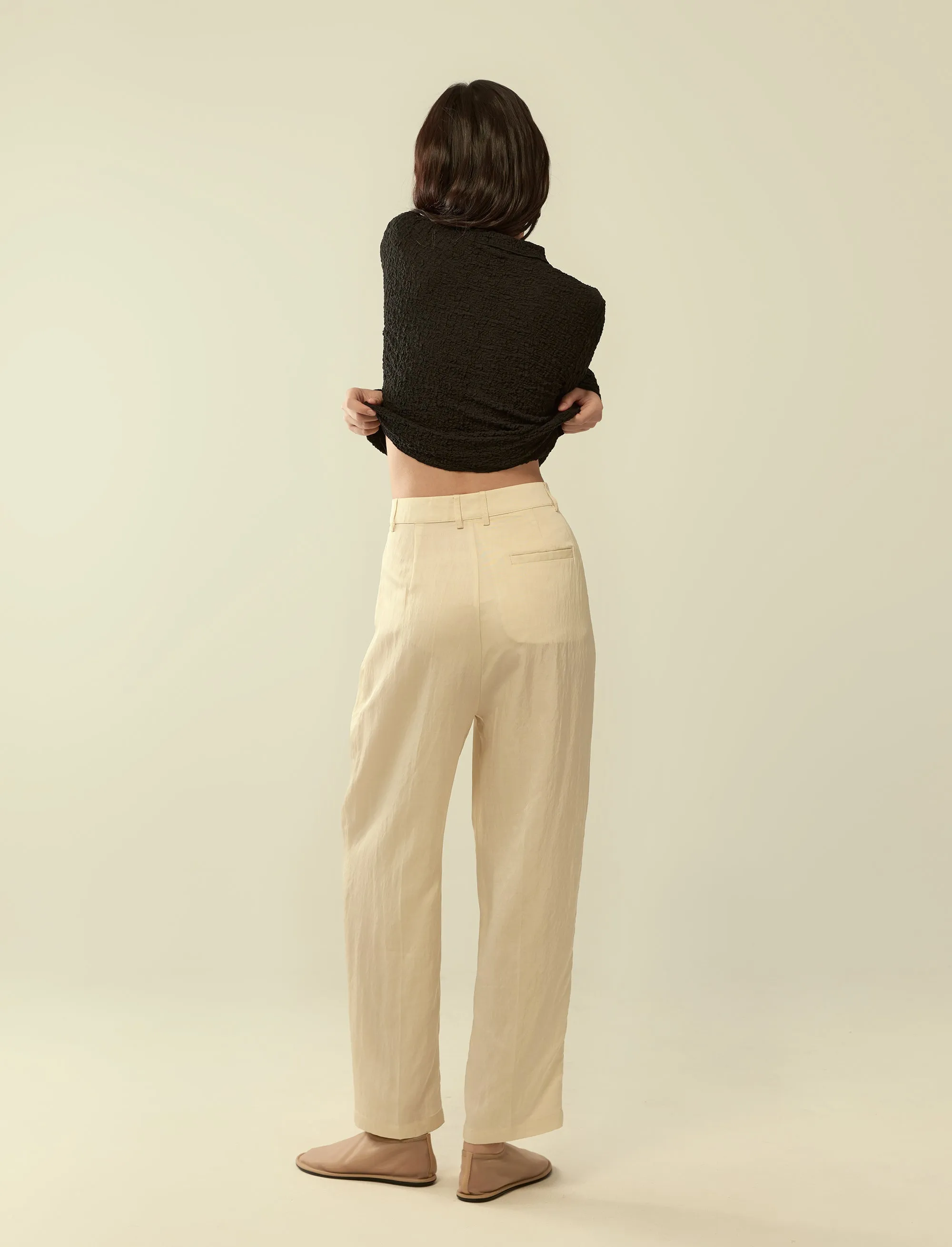 relaxed fit pleated trousers