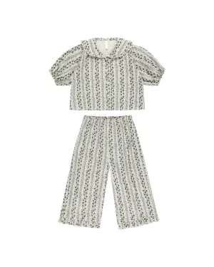 Ruffle Pajamas || Vines