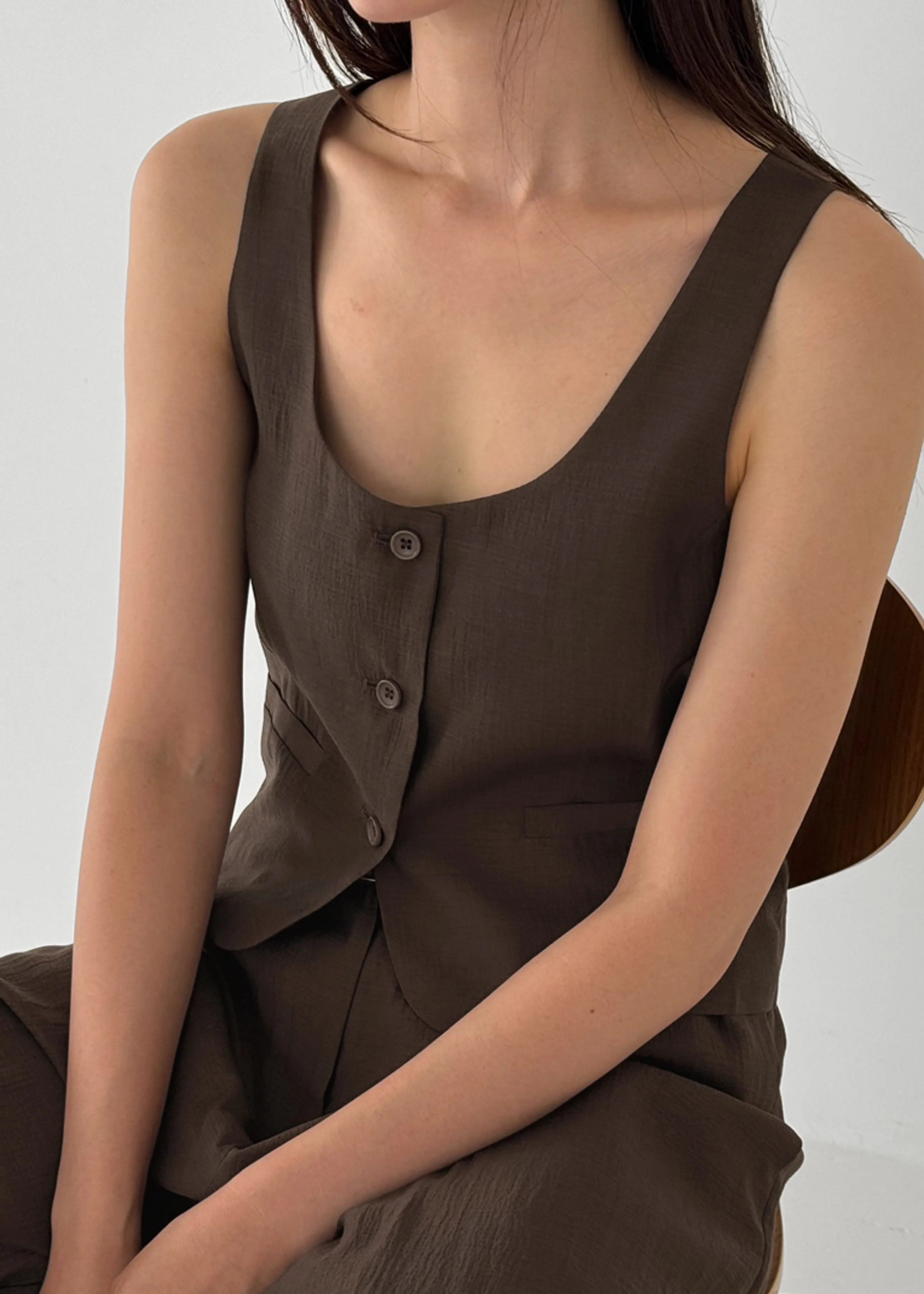 Selene Vest - Chocolate
