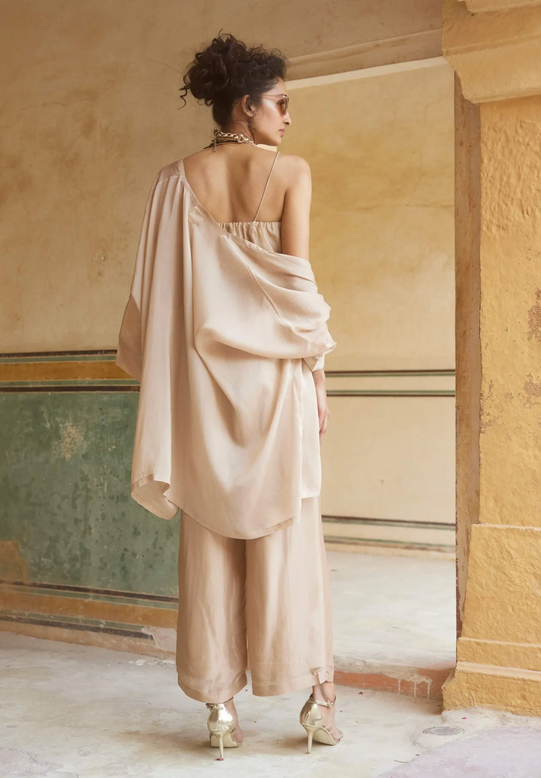 Shell pink jacket and trouser set