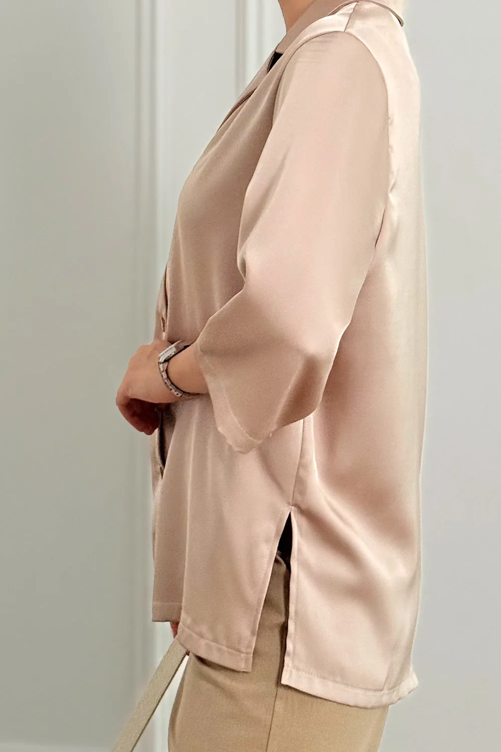Silk shirt with jacket collar in the color "Mocha"