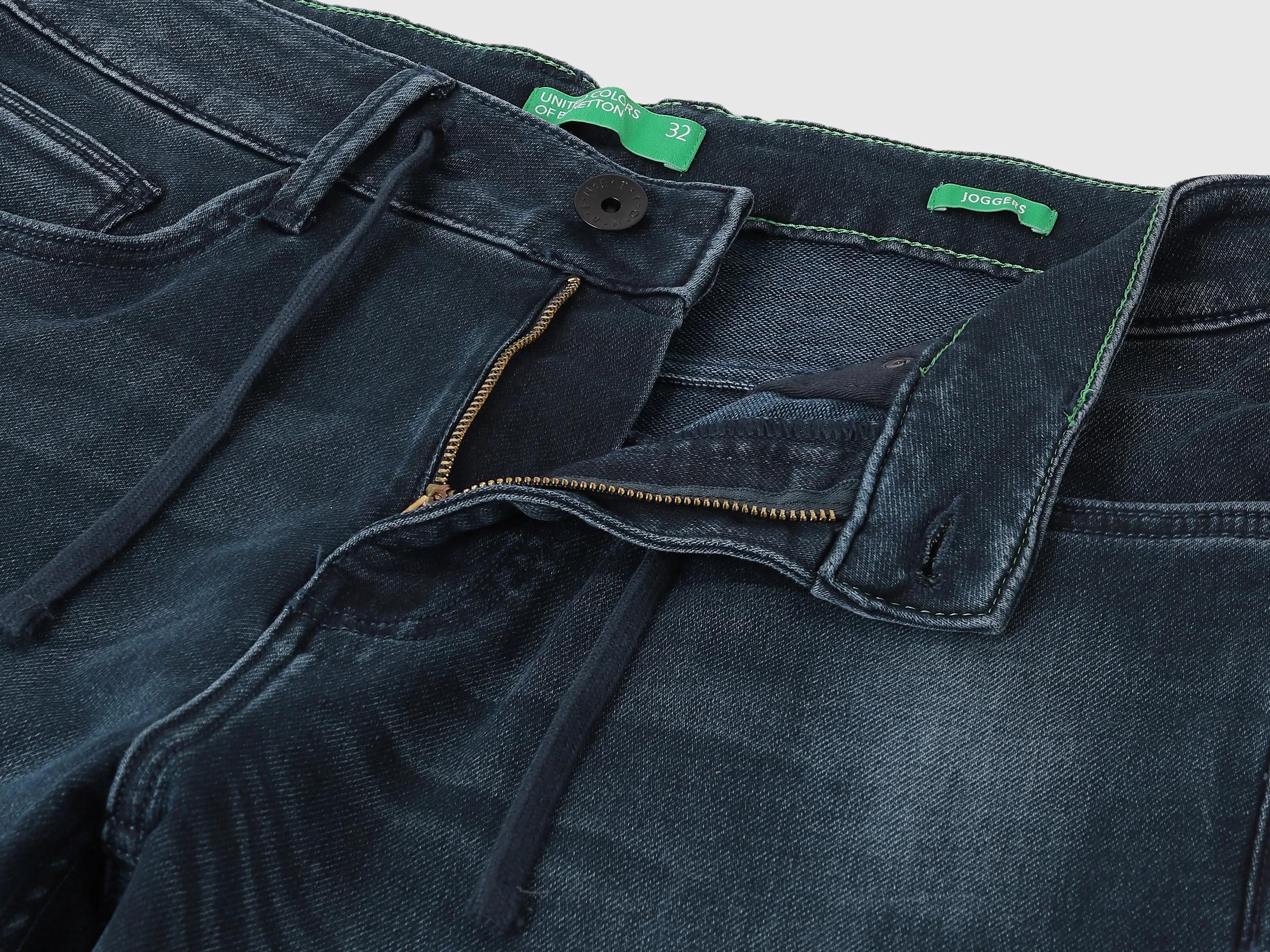 Solid Jogger Fit Jeans