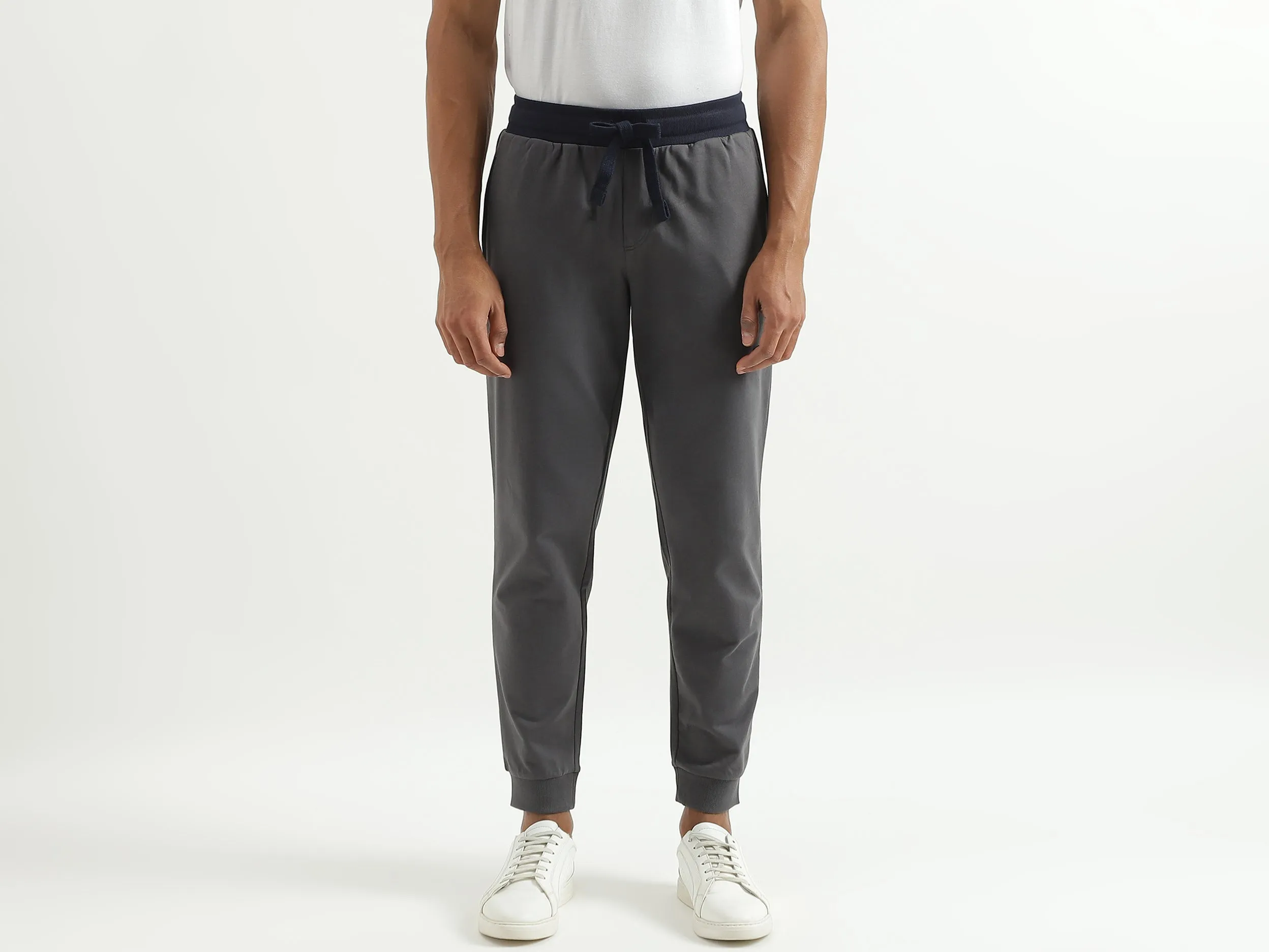Solid Regular Fit Trousers