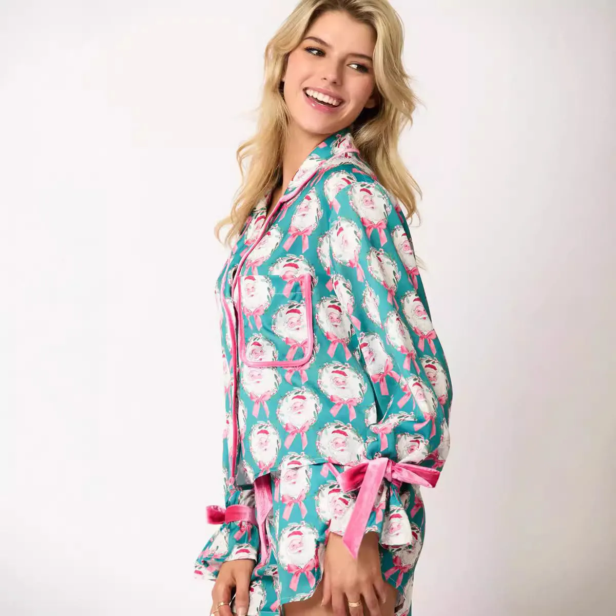 Women's Long Sleeve and Shorts Silky Christmas Pajamas
