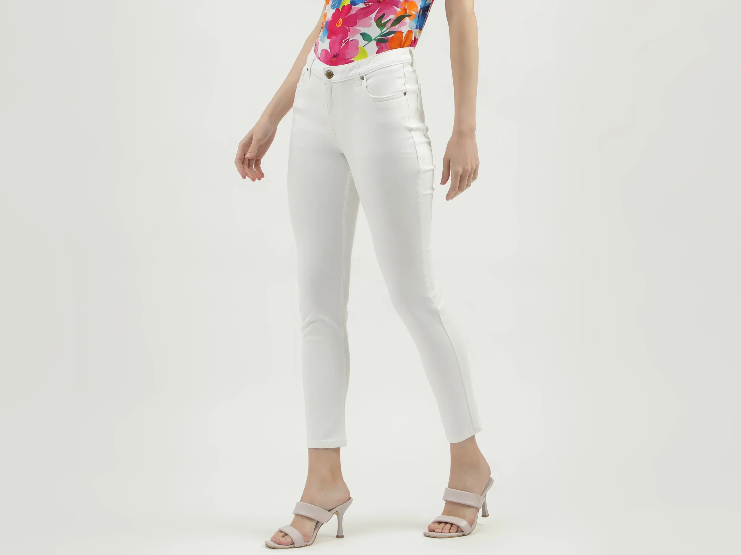 Women's Solid Skinny Fit Trousers
